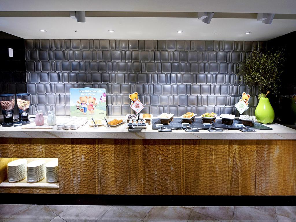 Kensington Jeju Hotel エクステリア 写真 The buffet at the lounge