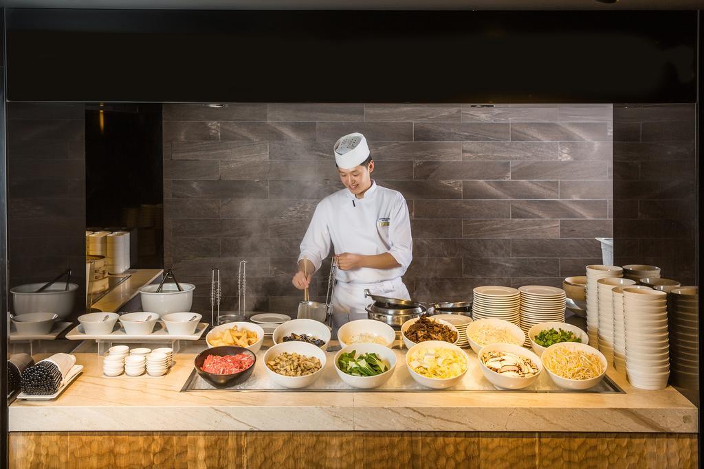 Kensington Jeju Hotel エクステリア 写真 A live kitchen at a hotel