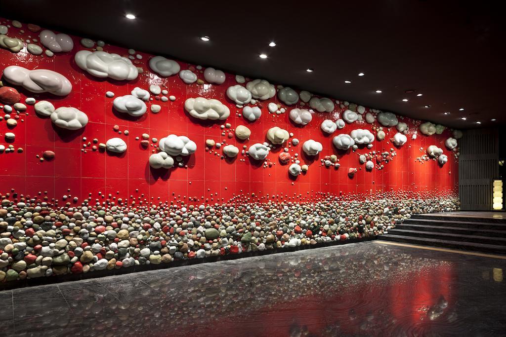 Kensington Jeju Hotel エクステリア 写真 The wall of the main hall